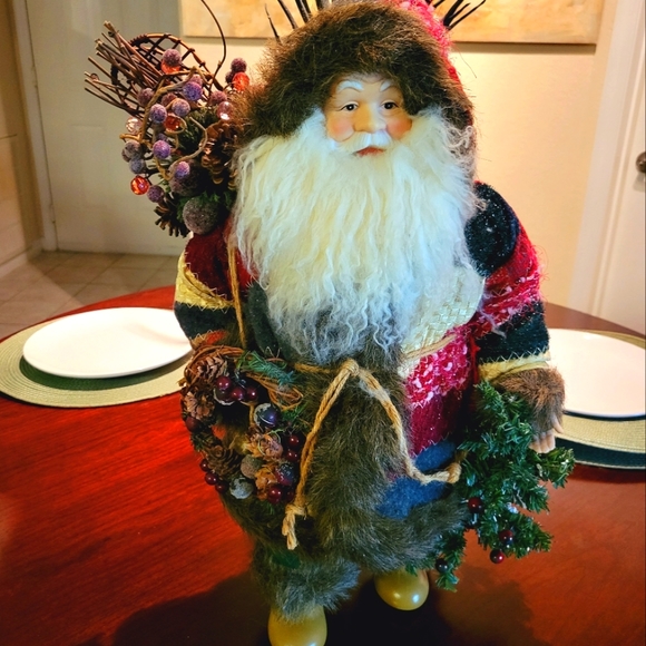 St.Nicholas - Picture 1 of 7